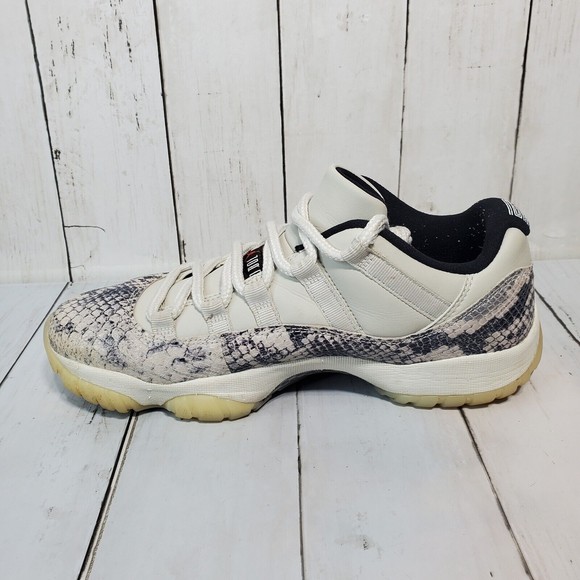 Air Jordan 11 Retro Low Snake Light Bone Snakeskin Men\'s Size 7.5 Sneaker CD6846 main image 10